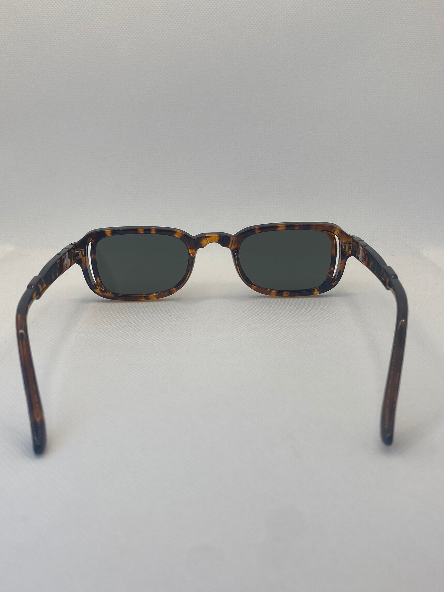 VogueRectangle Shades