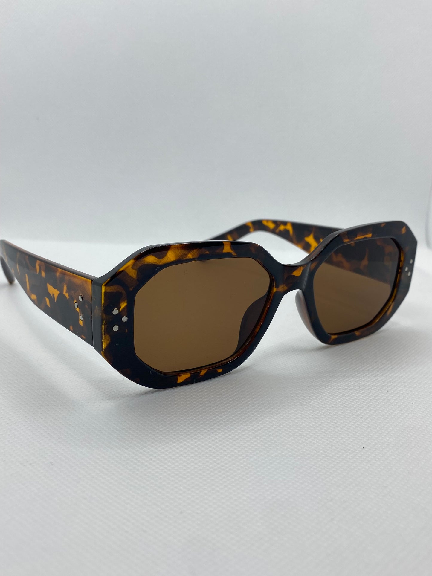 UrbanEdge Shades