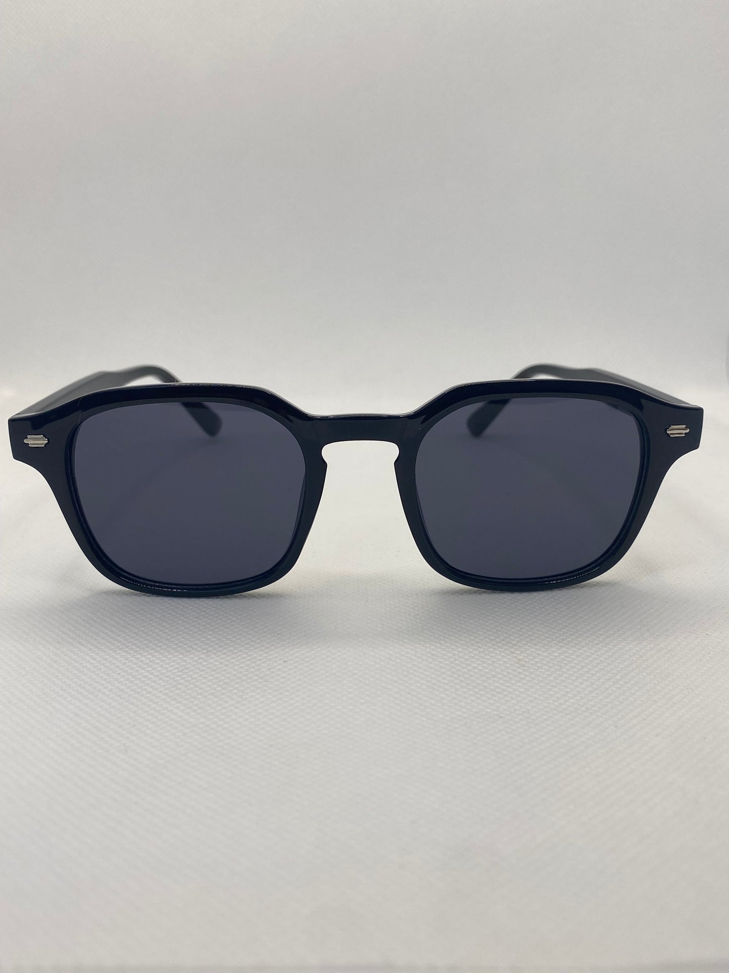 ClassicSophisti Shades