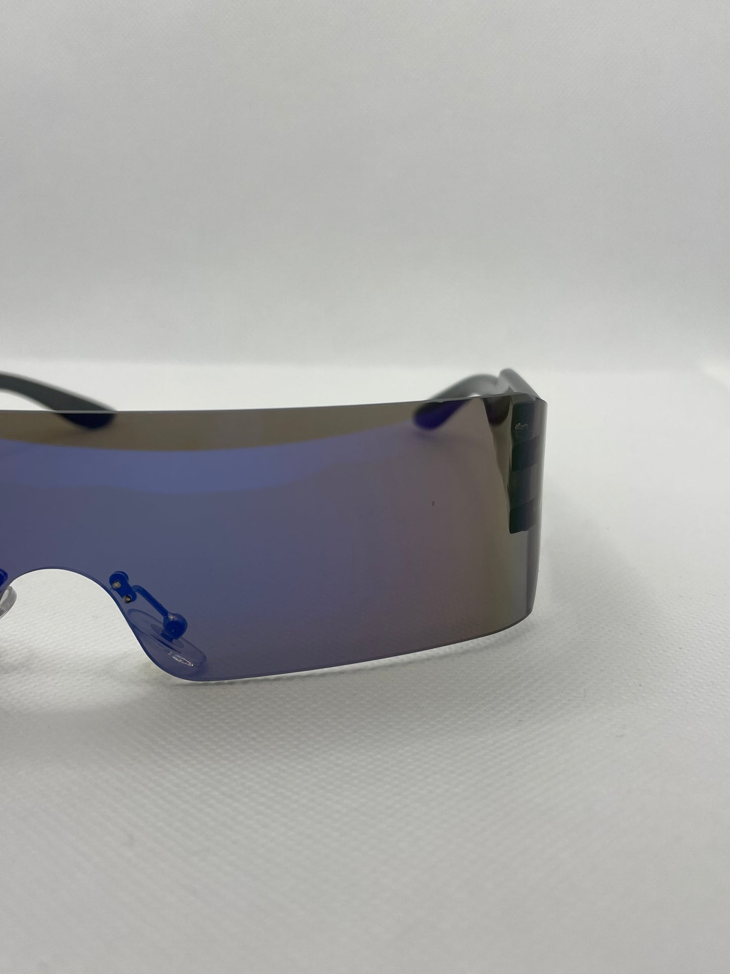 Wraparound sunglasses