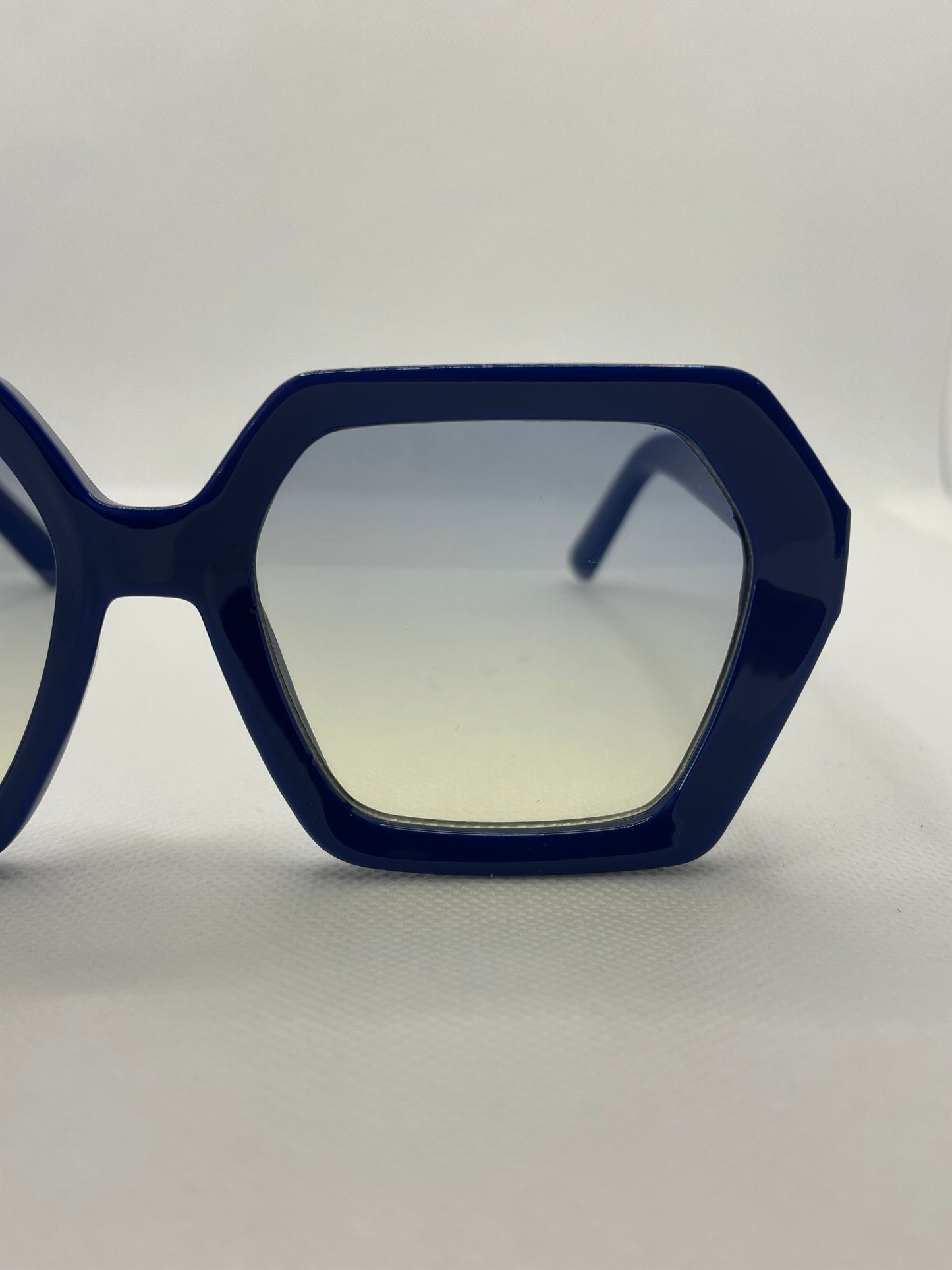 Hexa frames