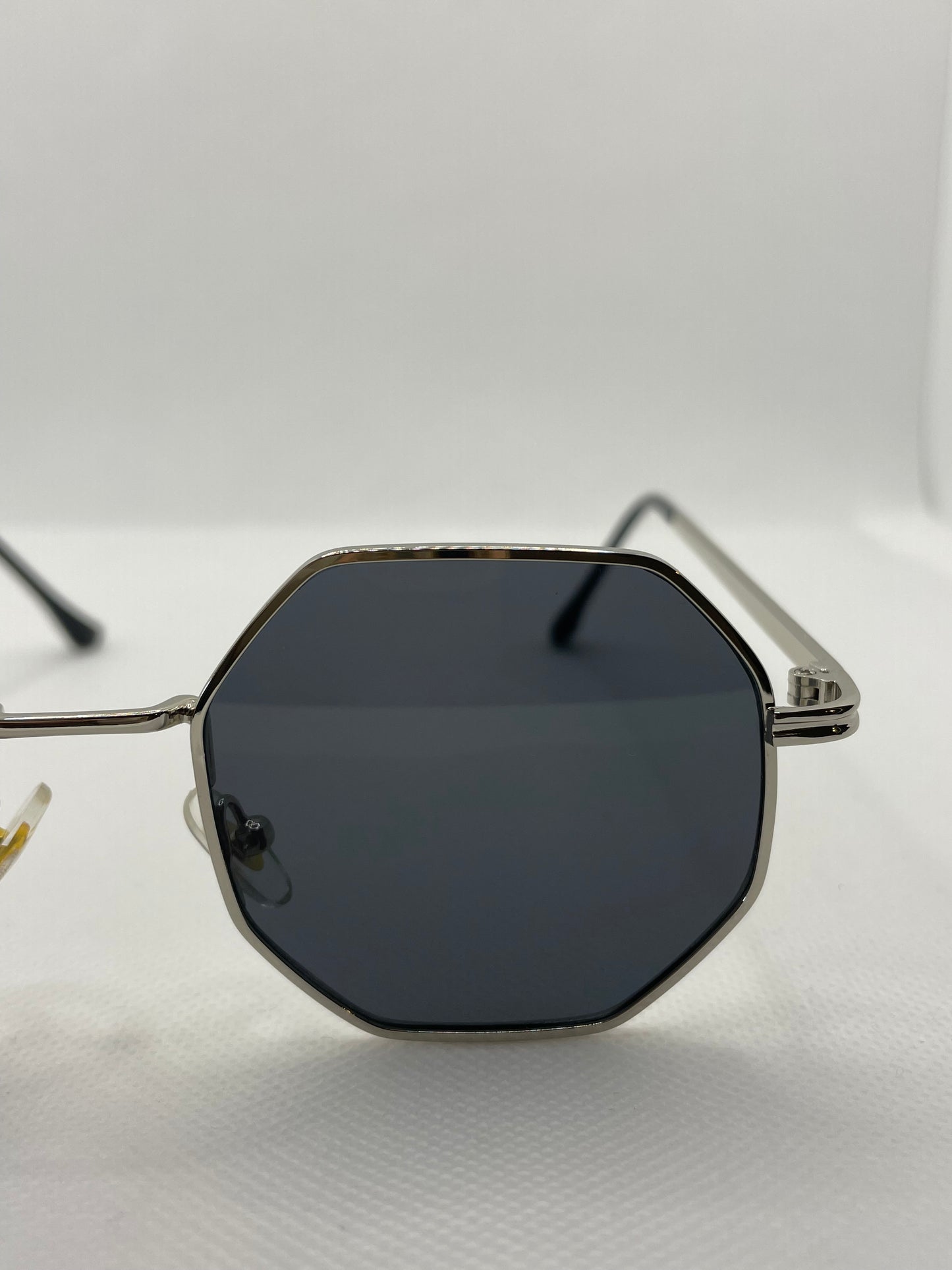 Moderno Hex Shades