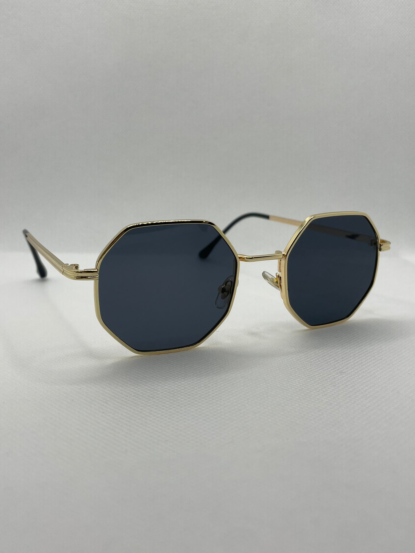 Moderno Hex Shades