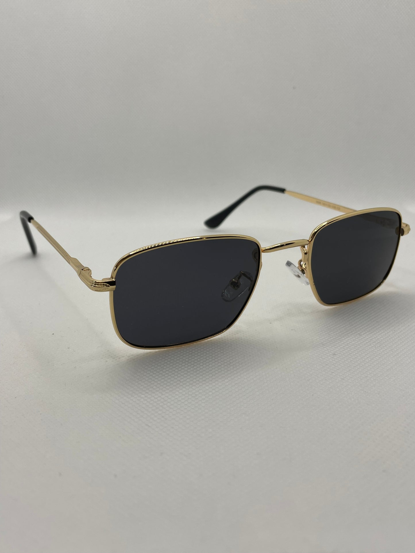 Elegant Edge Shades